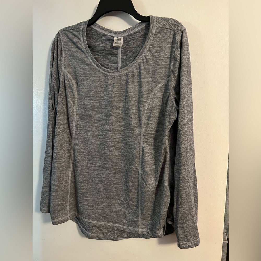Athletic xl long sleeve shirt